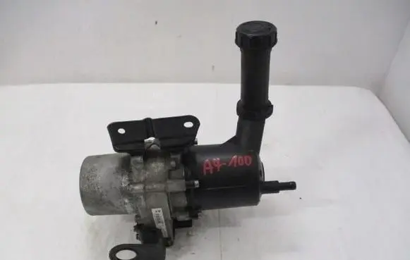 Peugeot Partner Power steering pump 9807201780