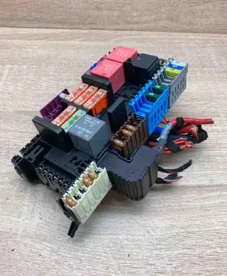 Mercedes-Benz C W205 Fuse module A2059068501