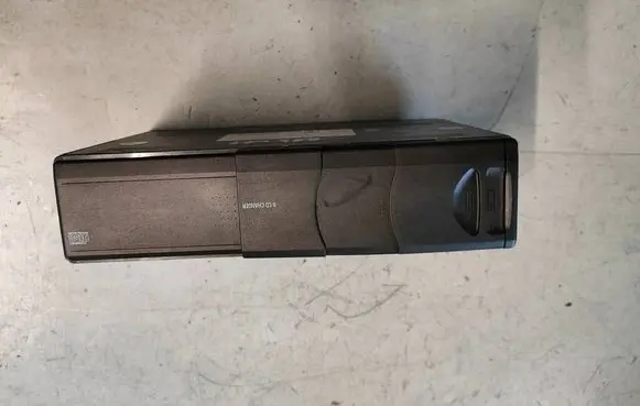 BMW X3 E83 CD/DVD changer 9131852