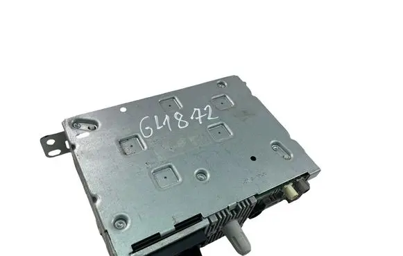 Peugeot 208 I Radio/CD/DVD/GPS head unit 9811066180
