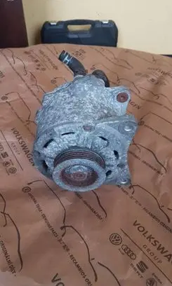 Audi A6 S6 C6 4F Generator/alternator 079903021J499 079903021J