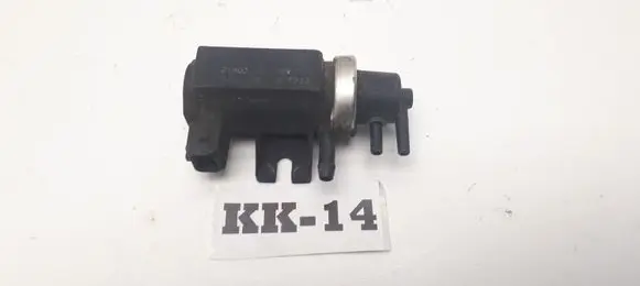 BMW 5 E39 Turbo solenoid valve 2190323 2246175 97T233
