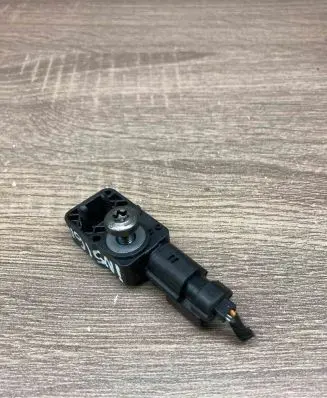 Opel Insignia A Airbag deployment crash/impact sensor 5WK44410 075201 13502341