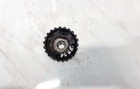 Volkswagen Golf III Crankshaft pulley 028105263A