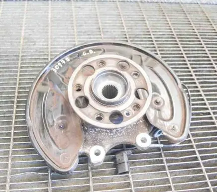 Mercedes-Benz E W213 Rear wheel hub