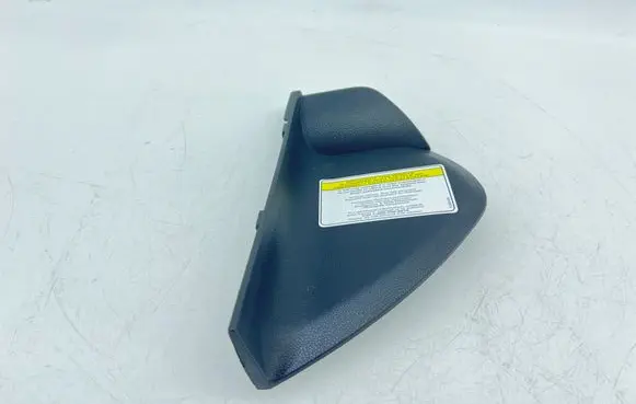 Mercedes-Benz ML W164 Dashboard side end trim A1646800339