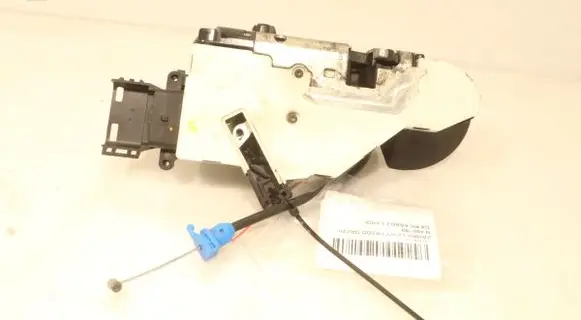 Citroen C4 I Picasso Front door lock 24090816