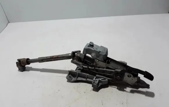 Land Rover Evoque I Steering column universal joint BJ323C529DC