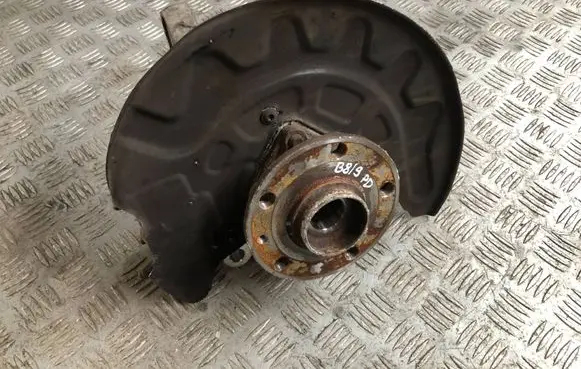 Volkswagen PASSAT B8 Front wheel hub 5Q0407258C