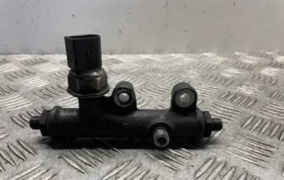Jaguar XF X250 Fuel main line pipe