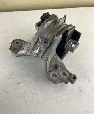 Citroen C5 Engine mount bracket 326B95
