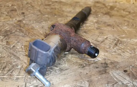 Mazda 6 Fuel injector R2AA13H50 001110N00953