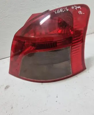 Toyota Yaris Rear/tail lights