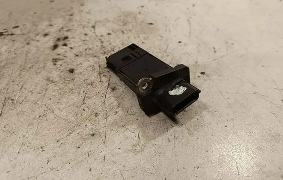 Nissan Navara D40 Mass air flow meter 726807S000