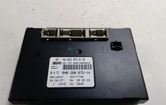 Mercedes-Benz S W221 Air conditioning/heating control unit A2218704192 5HB00867014