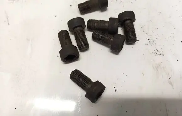 Mercedes-Benz A W168 Nuts/bolts 