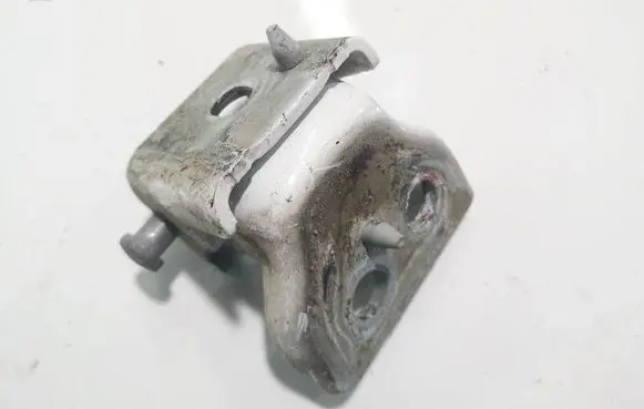 Citroen Berlingo Front door upper hinge 