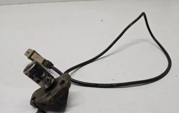 Audi A6 S6 C4 4A Crankshaft position sensor 034905381
