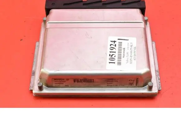 Volvo XC90 Engine control unit/module ECU 0261207666