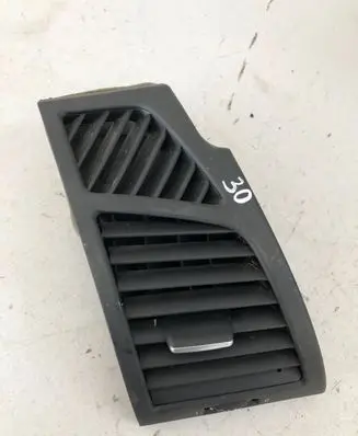 BMW 1 E81 E87 Dashboard side air vent grill/cover trim 7059188 P0102044 5160