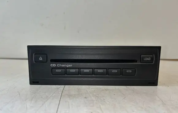 Audi A6 S6 C6 4F CD/DVD changer 4E0035110A
