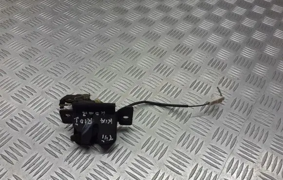 KIA Rio Tailgate exterior lock XH003PO