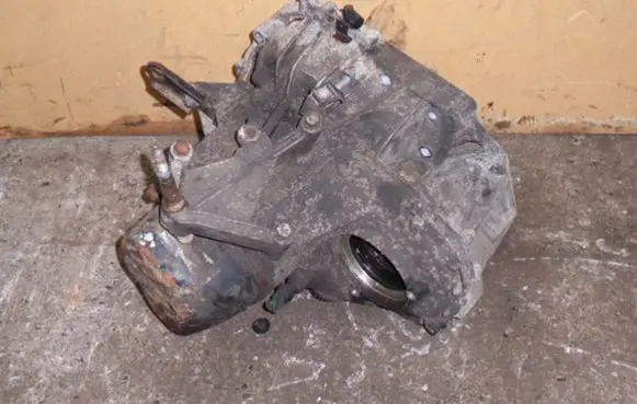 Renault Clio II Manual 4 speed gearbox JB1510