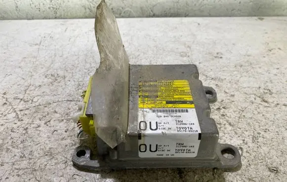 Toyota Yaris Airbag control unit/module 891700D210 212986103 T0Y01A