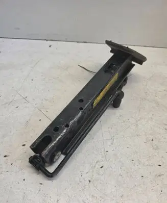 Seat Alhambra (Mk1) Lift Jack 7M0011031E