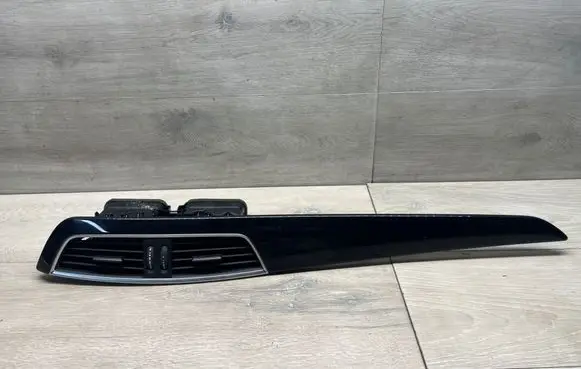 Mercedes-Benz C W204 Dashboard glove box trim A2046801371 W20413719983