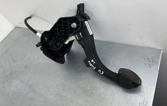 Citroen C4 SpaceTourer Clutch pedal 9822179180 98221791800N 98221791