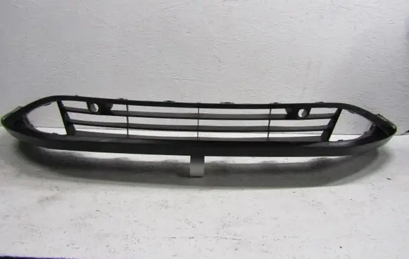 Nissan Qashqai J12 Front bumper lip 620266UA0A