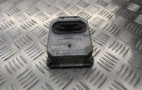 Volkswagen Sharan Window wiper relay 1397328044