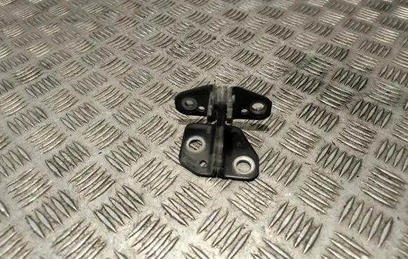 Jeep Grand Cherokee Rear door lower hinge 661AC