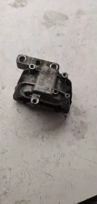 Volkswagen Jetta VI Engine mount bracket 1k0199262CN