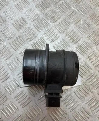 Volkswagen PASSAT B6 Mass air flow meter F00C2G7046 0281002735 03G906461C