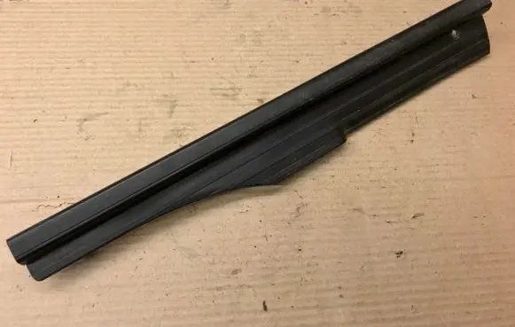 Volkswagen Jetta II Rear sill trim cover 193853371A