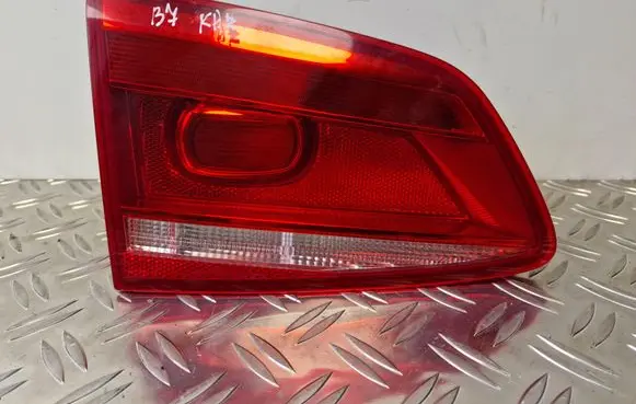 Volkswagen PASSAT B7 Tailgate rear/tail lights 3AF945093K