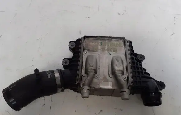 Jaguar E-Pace Intercooler radiator JA13003PF