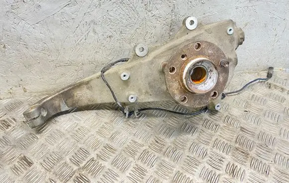 BMW 5 F10 F11 Front wheel hub 31216777749