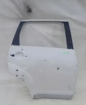Mitsubishi Outlander Rear door