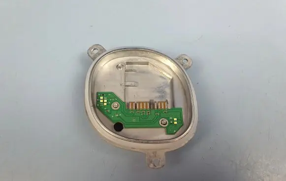 BMW 8 G15 LED ballast control module 63119883632 63118496136 1420000425