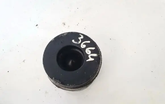 Volkswagen Golf V Piston 