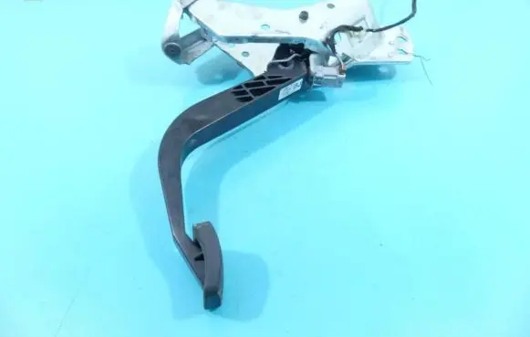 Opel Zafira B Pedal assembly 13192503 IMPRK1291525