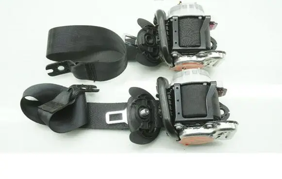 Seat Leon (5F) Front seatbelt 5F4857705A