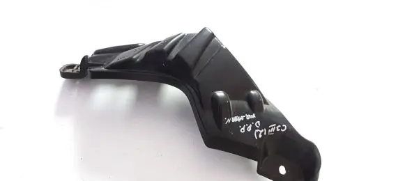 Citroen C3 Aircross Fender mounting bracket 9812550880