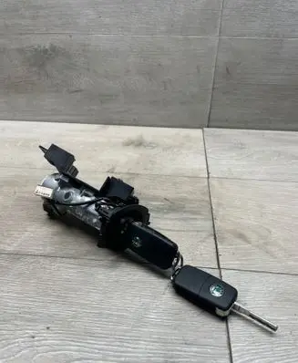 Skoda Superb B6 (3T) Ignition lock 1K0905851B 0746CA20N10