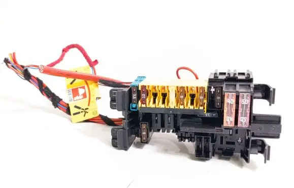 Mercedes-Benz GLC X253 C253 Fuse module A2059065806
