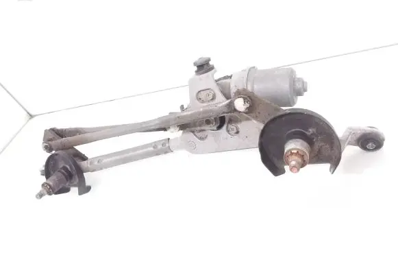 Front wiper linkage and motor