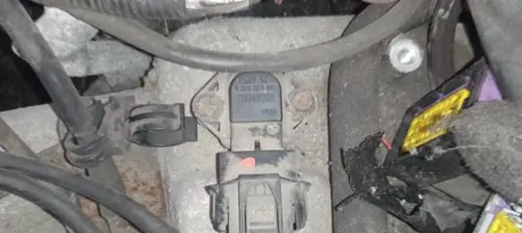 Subaru Legacy Air pressure sensor 0261230013